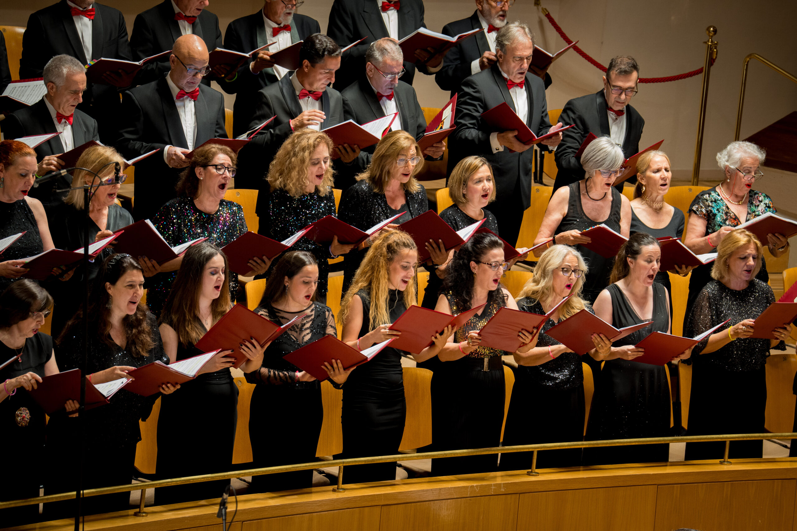 El Grupo Talía transforma la historia de Eurovisión en una experiencia sinfónica en el Auditorio Nacional, junto a la Orquesta Metropolitana de Madrid y el Coro Talía, bajo la dirección de Silvia Sanz Torre, el próximo 2 de julio. El programa ofrece una relectura de los grandes éxitos del festival europeo con arreglos orquestales exclusivos del compositor Alejandro Vivas.