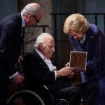 La Reina Sofía entrega la Medalla del Festival de Granada a Zubin Mehta