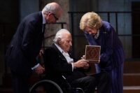 La Reina Sofía entrega la Medalla del Festival de Granada a Zubin Mehta