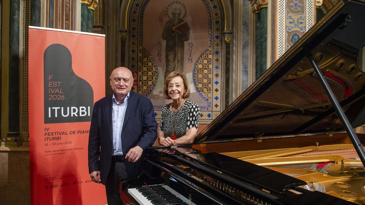 El Festival de Piano Iturbi, organizado por la Diputació de València reúne a figuras de referencia como Pierre-Laurent Aimard, Josep Colom y Josu de Solaun en su edición de 2026. El Palau de la Música albergará ocho conciertos desde el 16 hasta el 30 de junio. La programación contará también con un ciclo de recitales, que llevará la música de piano a Chelva, Sollana, Ayora, Guadassuar y al Centre Cultural La Beneficència de València.