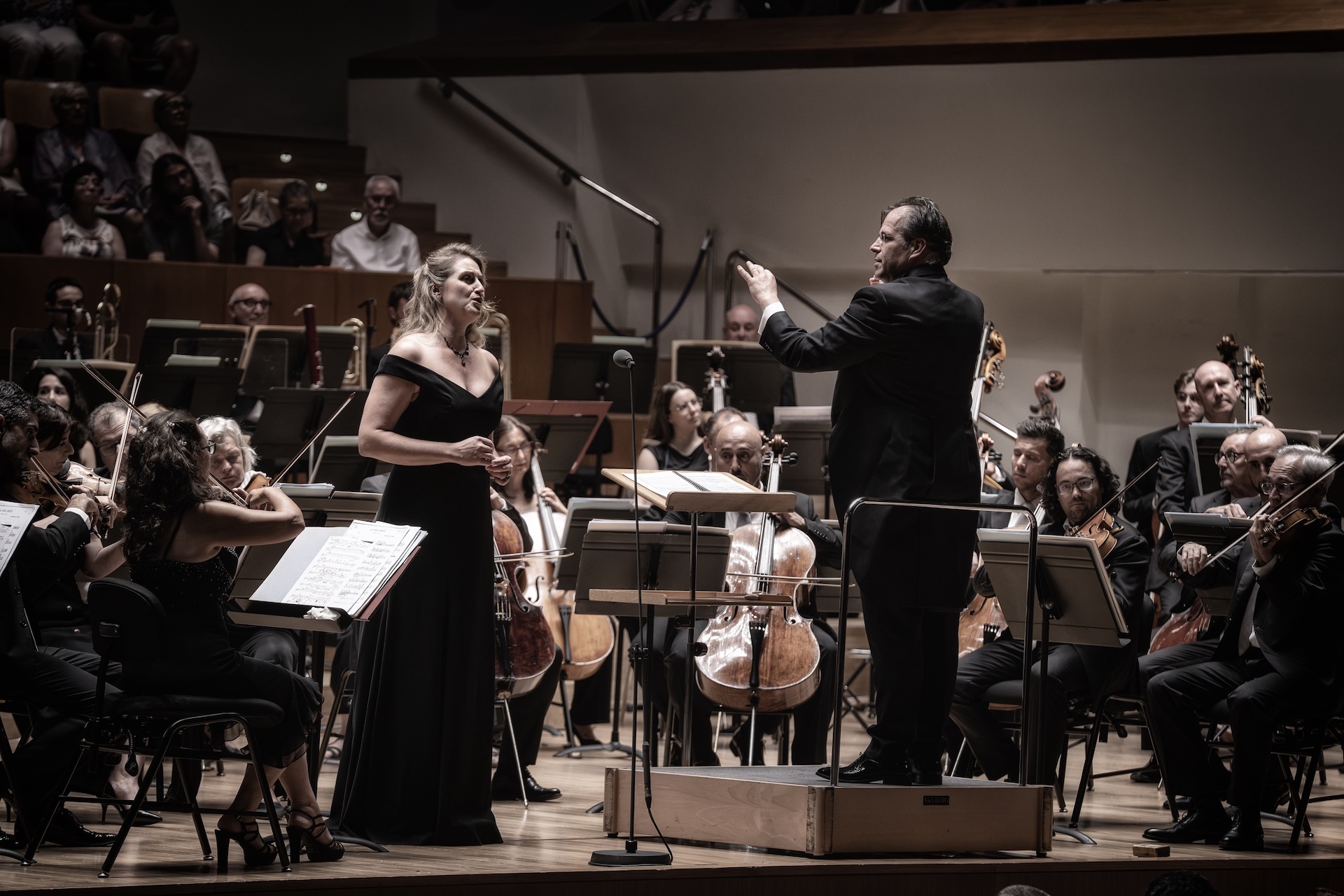 Enjundia y éxito. El Palau de la Música homenajea a García Navarro a los 25 años de su muerteCONCIERTO EXTRAORDINARIO HOMENAJE A LUIS ANTONIO GARCÍA NAVARRO. Programa: Obras de Bellini, Verdi, Falla, Barbieri, Vives, Luna, Wagner y Strauss. Solis­ta: Jacquelyn Wagner (soprano). Director: Martín Baeza. ­Lu­gar: Palau de la Música. Entrada: 1.600 espectadores). Fecha: viernes, 10 julio 2026.