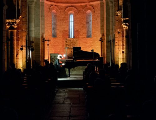 Critica: Festival Bal y Gay, música y paisajes singulares en A Mariña lucense.