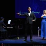 El Real Teatro de Retiro presenta la nueva temporada 26/27 con una programación artística que reafirma su compromiso con la calidad y el acercamiento de la música a públicos de todas las edades. Se ofrecerán cuarenta espectáculos diferentes, en ciento noventa y ocho funciones, cuarenta y siete de ellas dirigidas a escolares y las restantes ciento cincuenta y una para familias. El Real Teatro de Retiro ofrecerá en exclusiva dieciocho producciones propias, cuatro de las cuales se estrenarán por primera vez en este espacio escénico.