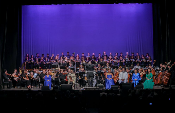 Crítica: 'Amor azul', ópera-canción, entre lo lírico y lo popular