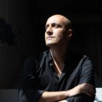 Luis Tabuenca recibe el XLIII Premio Reina Sofía de Composición Musical en el segundo concierto de la temporada de la Orquesta y Coro RTVE. El compositor recibe este galardón en una cita que tendrá lugar este viernes, 16 de octubre, en el Teatro Monumental de Madrid. El concierto se completará con dos obras de Grieg bajo las órdenes de Thomas Herzog.