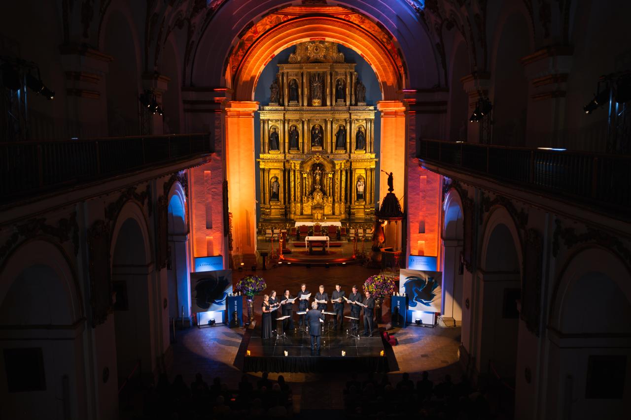Crítica: Frente a la “bronca nacional”, The Tallis Scholars reivindica en Bogotá paz y concordia